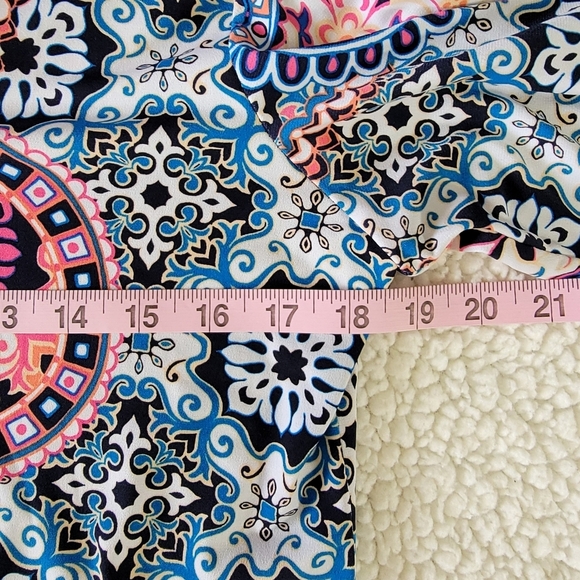 Coco Bianco Colorful Bell Sleeve Tie Back Pink Blue White Blouse Size M - Picture 13 of 14